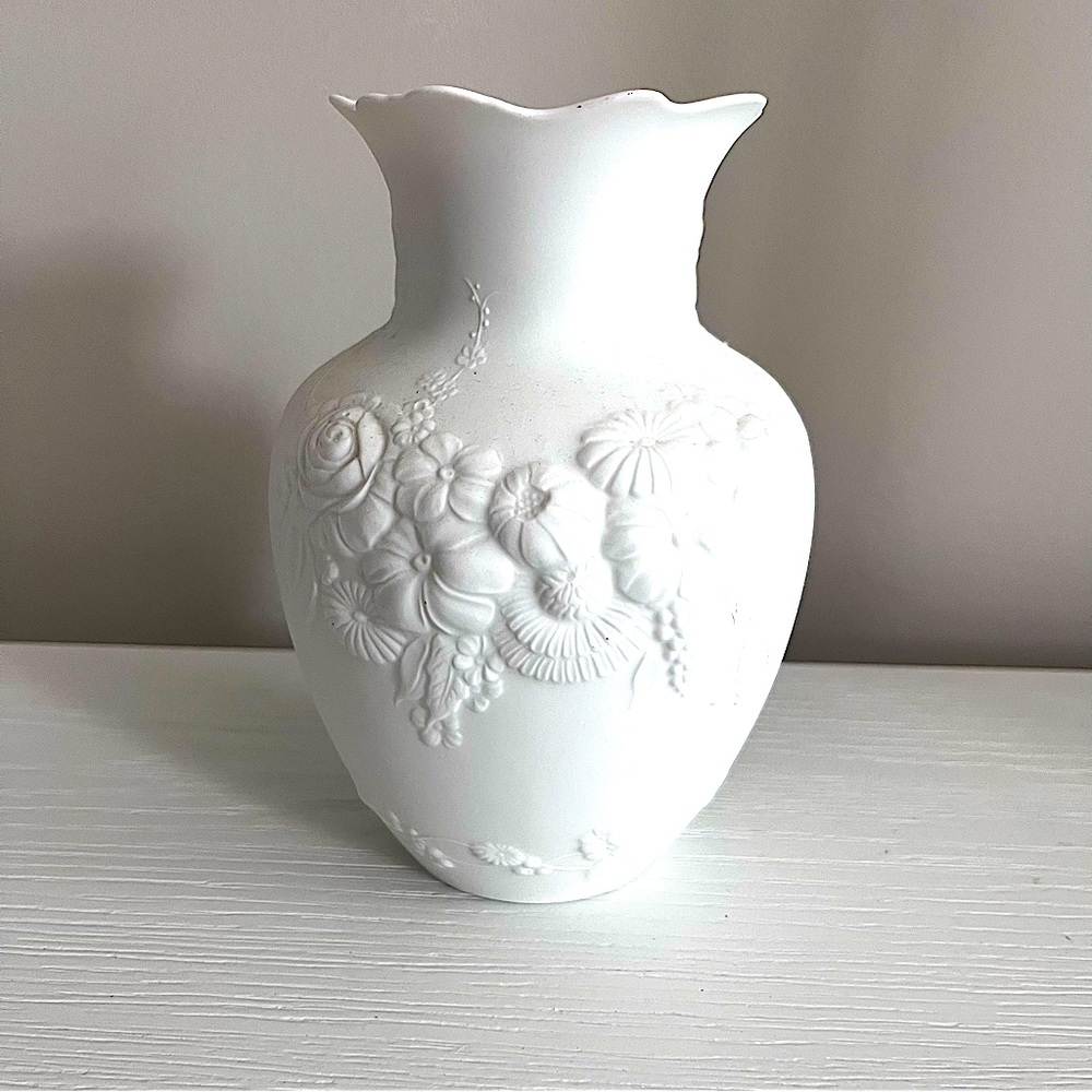 White Bisque Porcelain Floral English Vase 9” - Picture 1 of 7